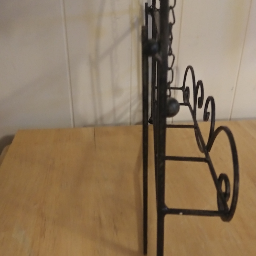 Mail holder - Picture 3 of 5